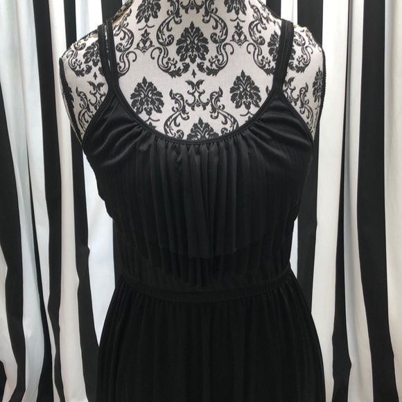 H&M Dress - Picture 2 of 6